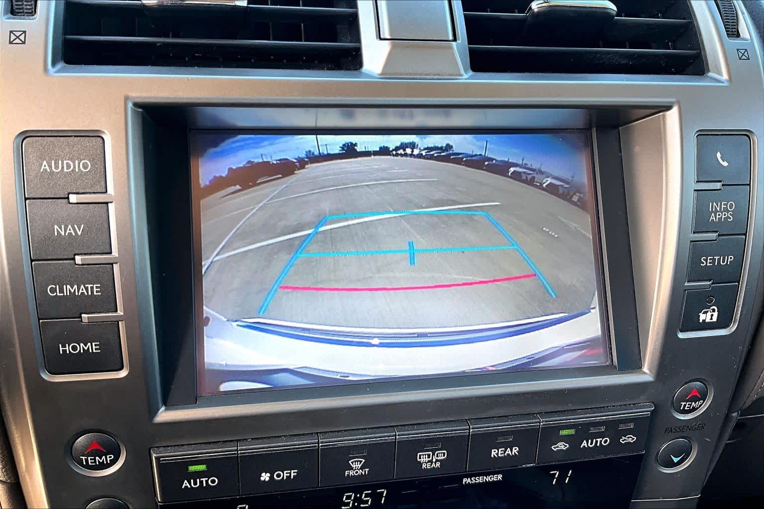 2015 Lexus GX 460 photo 25 of 34