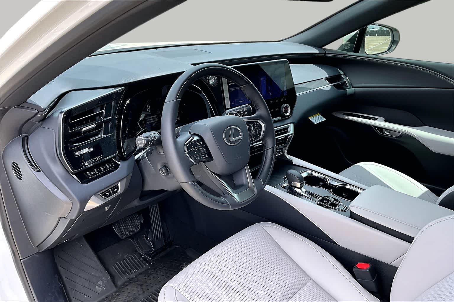 2026 Lexus RX 350 photo 8 of 20