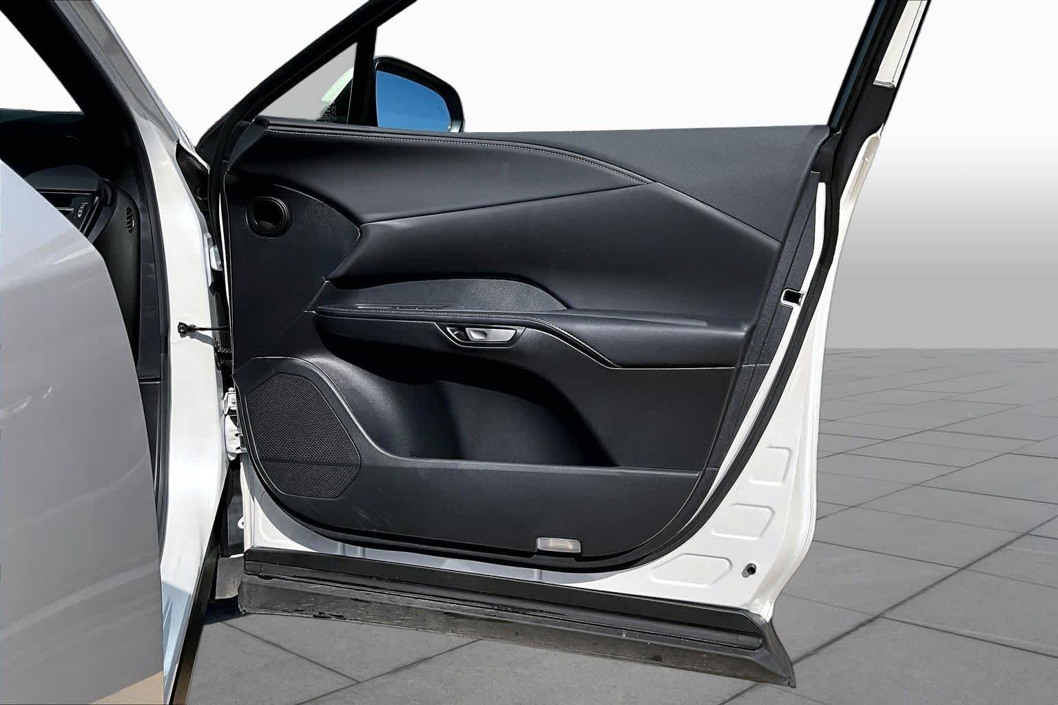2025 Lexus RX 350 photo 23 of 37