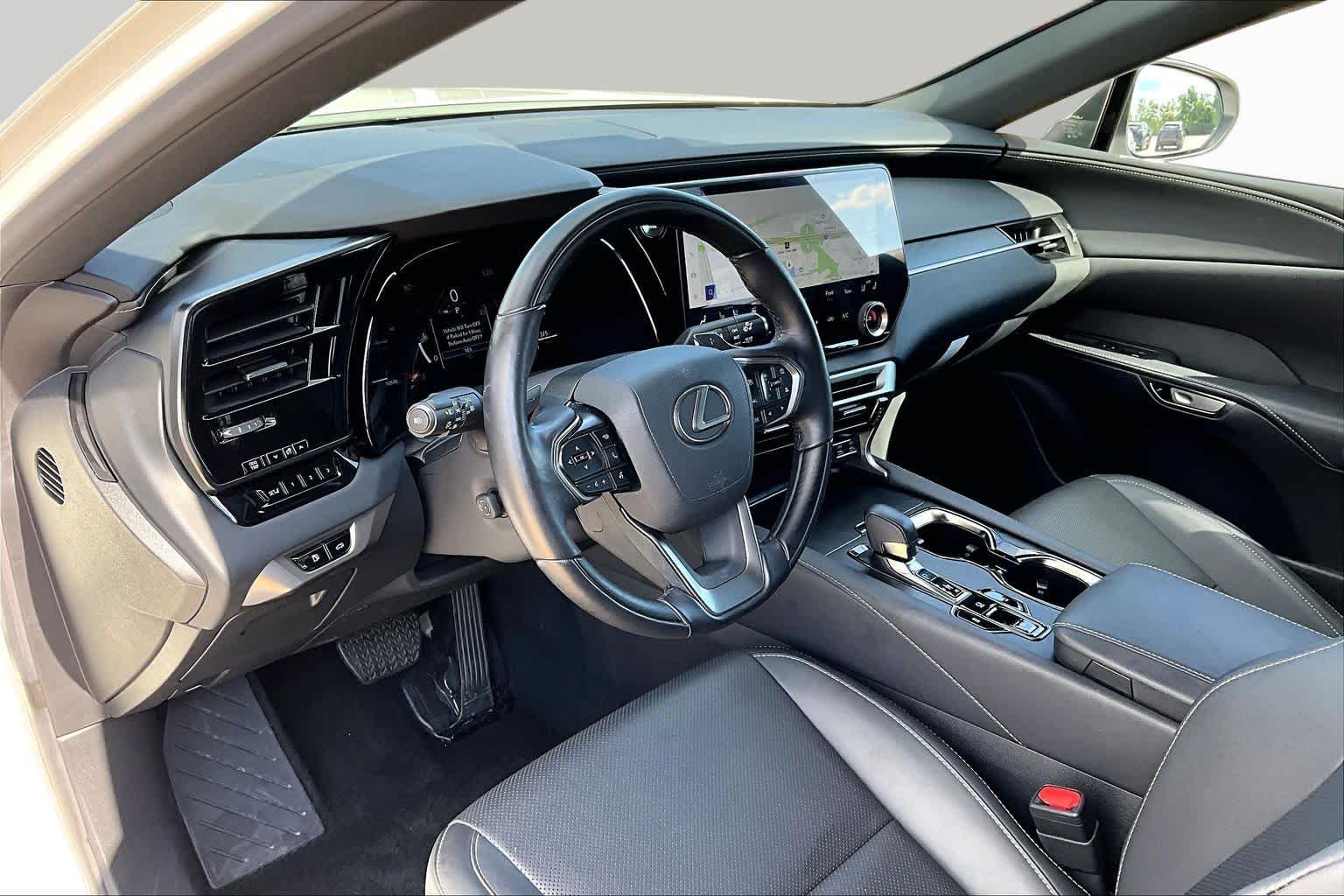 2025 Lexus RX 350 photo 18 of 37