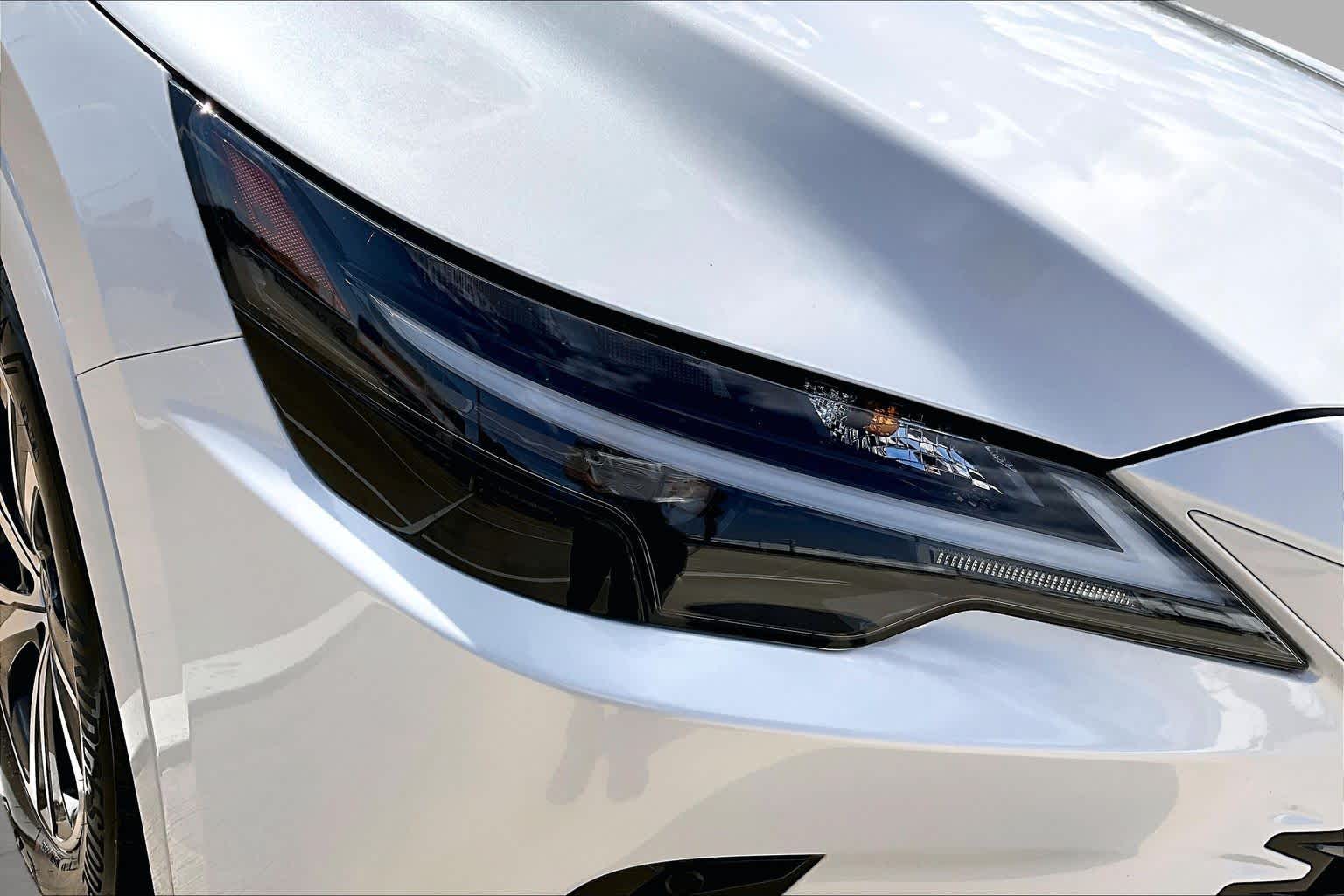 2025 Lexus RX 350 photo 28 of 37