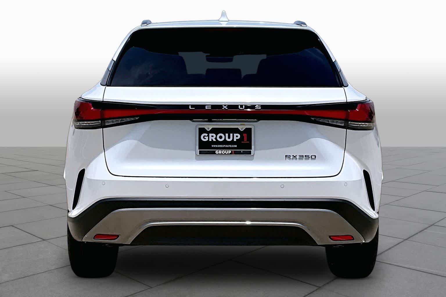 2026 Lexus RX 350 photo 4 of 20