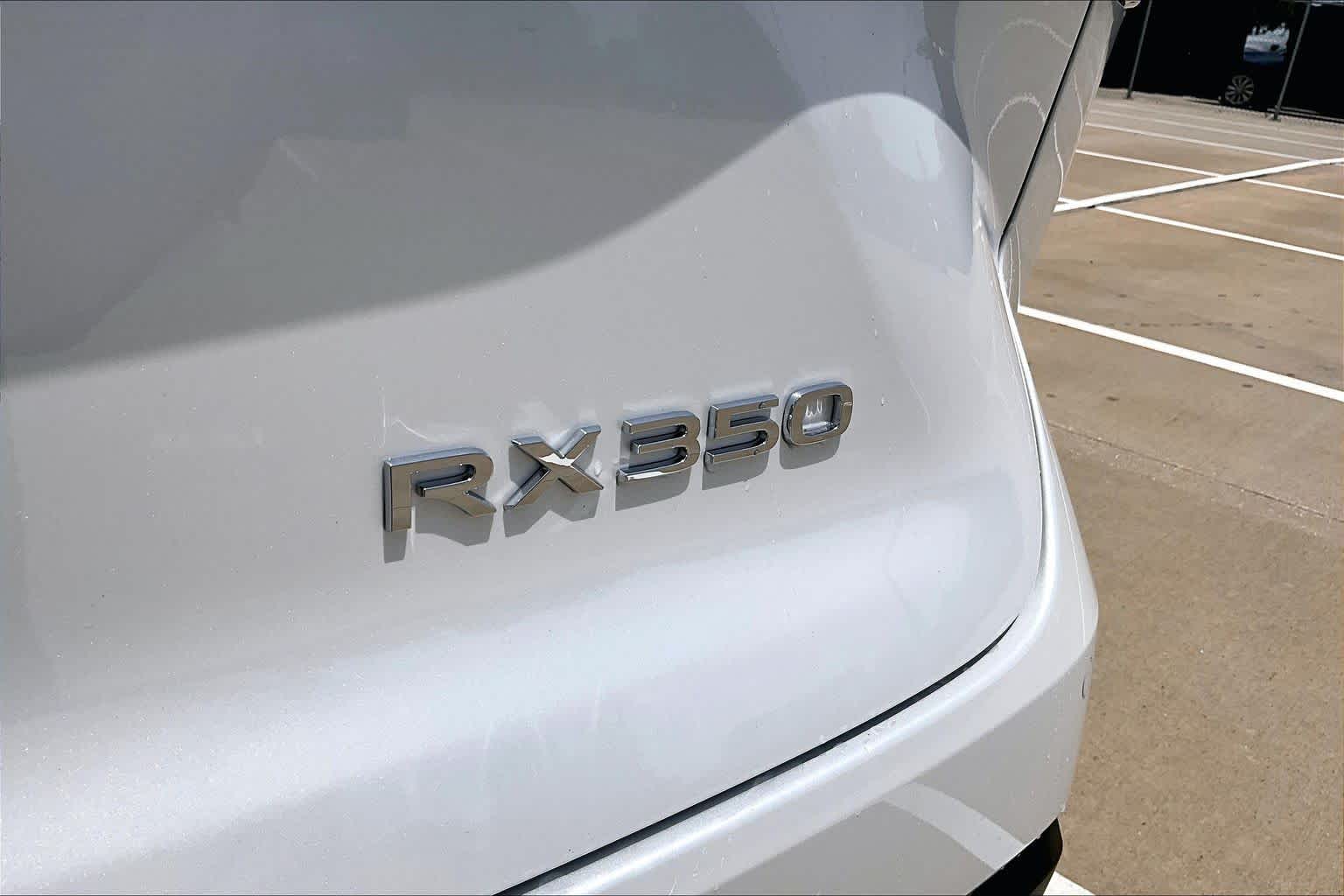 2026 Lexus RX 350 photo 15 of 20