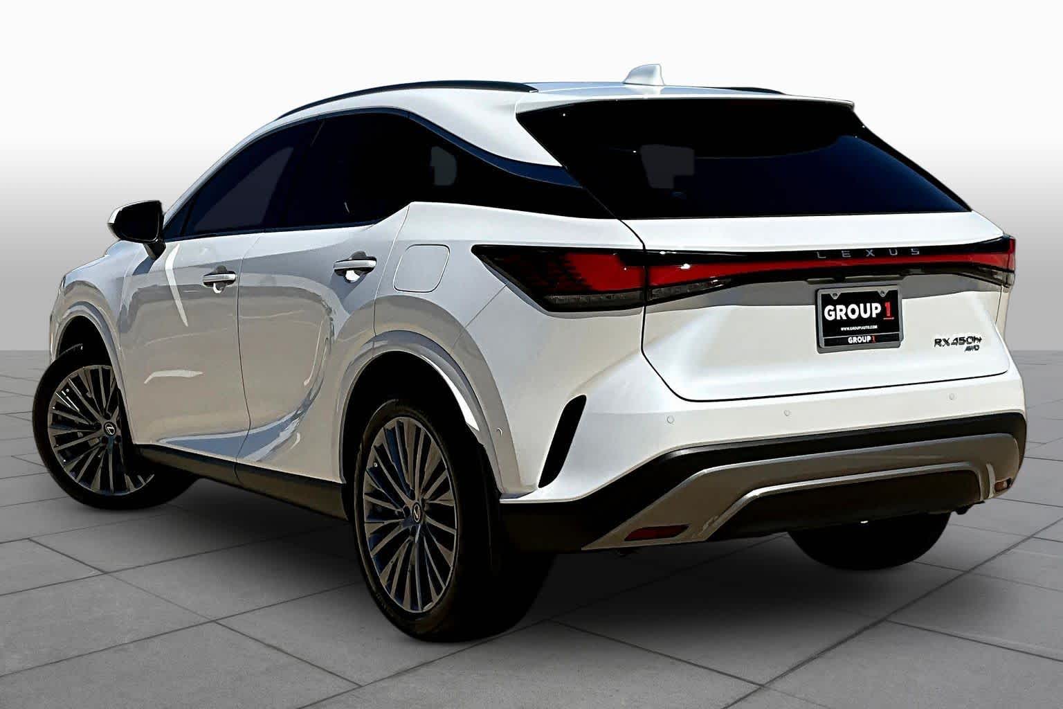 2026 Lexus RX 450h+ Luxury - 11