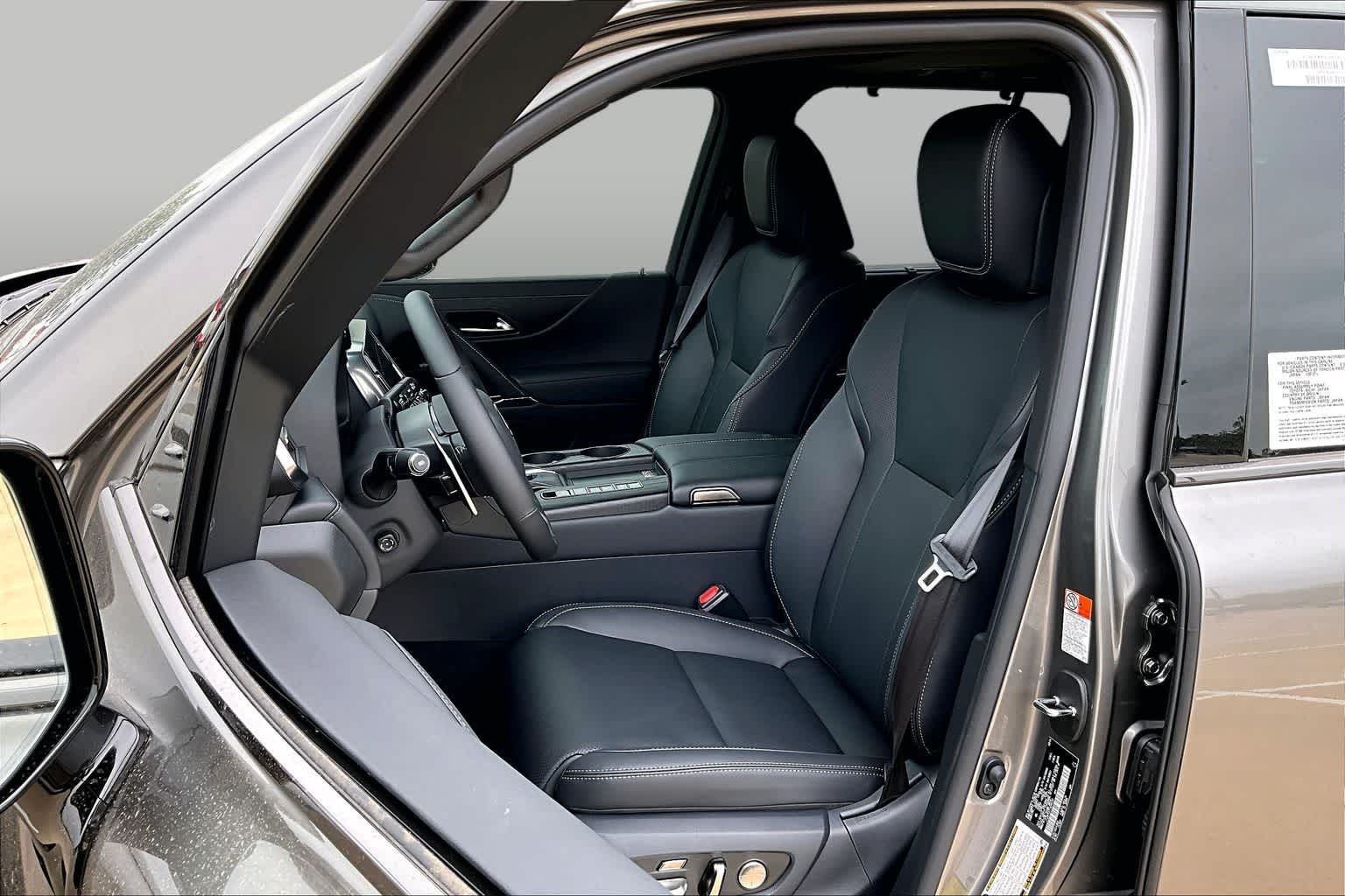 2026 Lexus LX 600 Luxury - 8