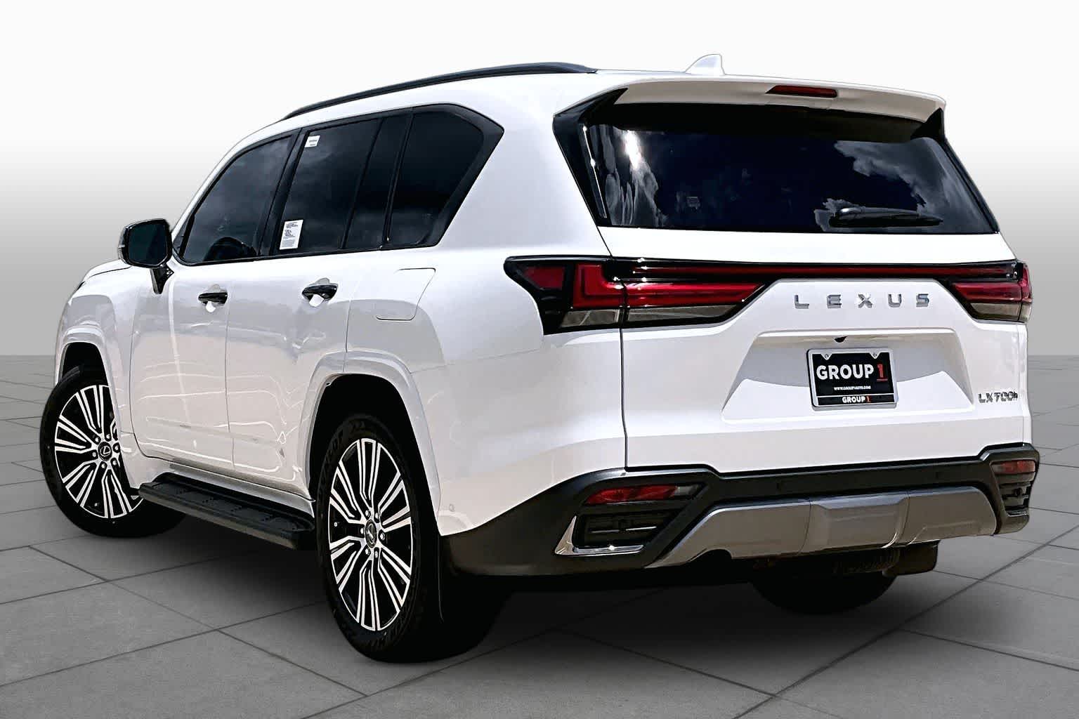 2026 Lexus LX 700h Luxury - 11