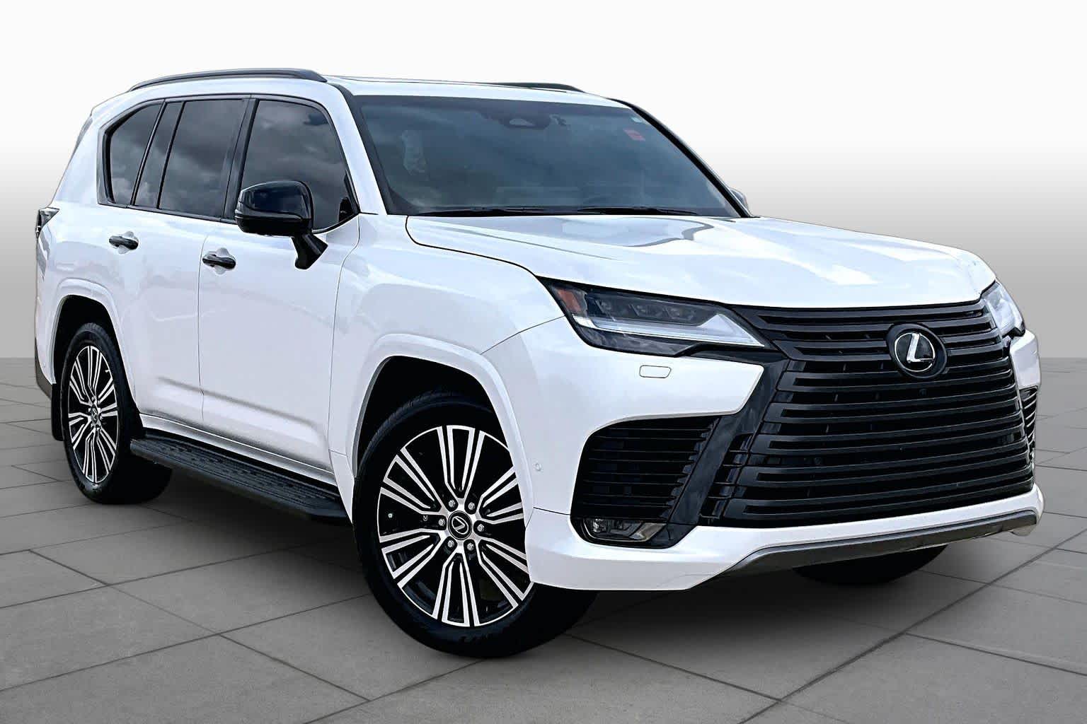 2025 Lexus LX 700h Luxury - 2