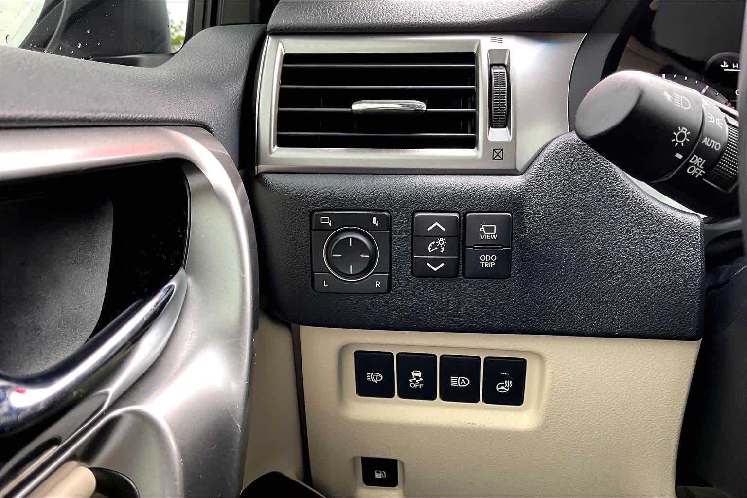 2023 Lexus GX 460 Luxury  Atomic Silver at Lexus of Clear Lake