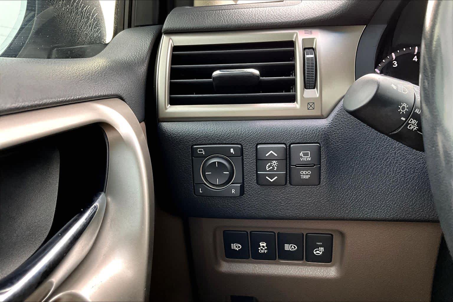 2021 Lexus GX 460 Luxury  Starfire Pearl at Lexus Southwest Houston