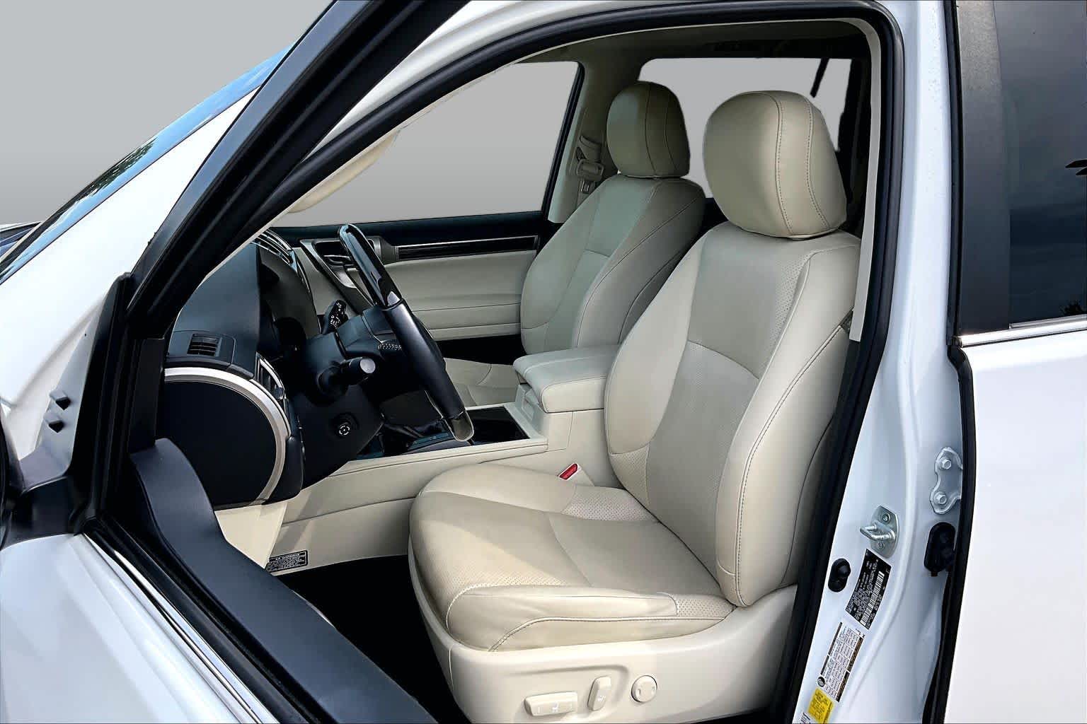 2020 Lexus GX 460 Luxury  Starfire Pearl at Lexus Southwest Houston