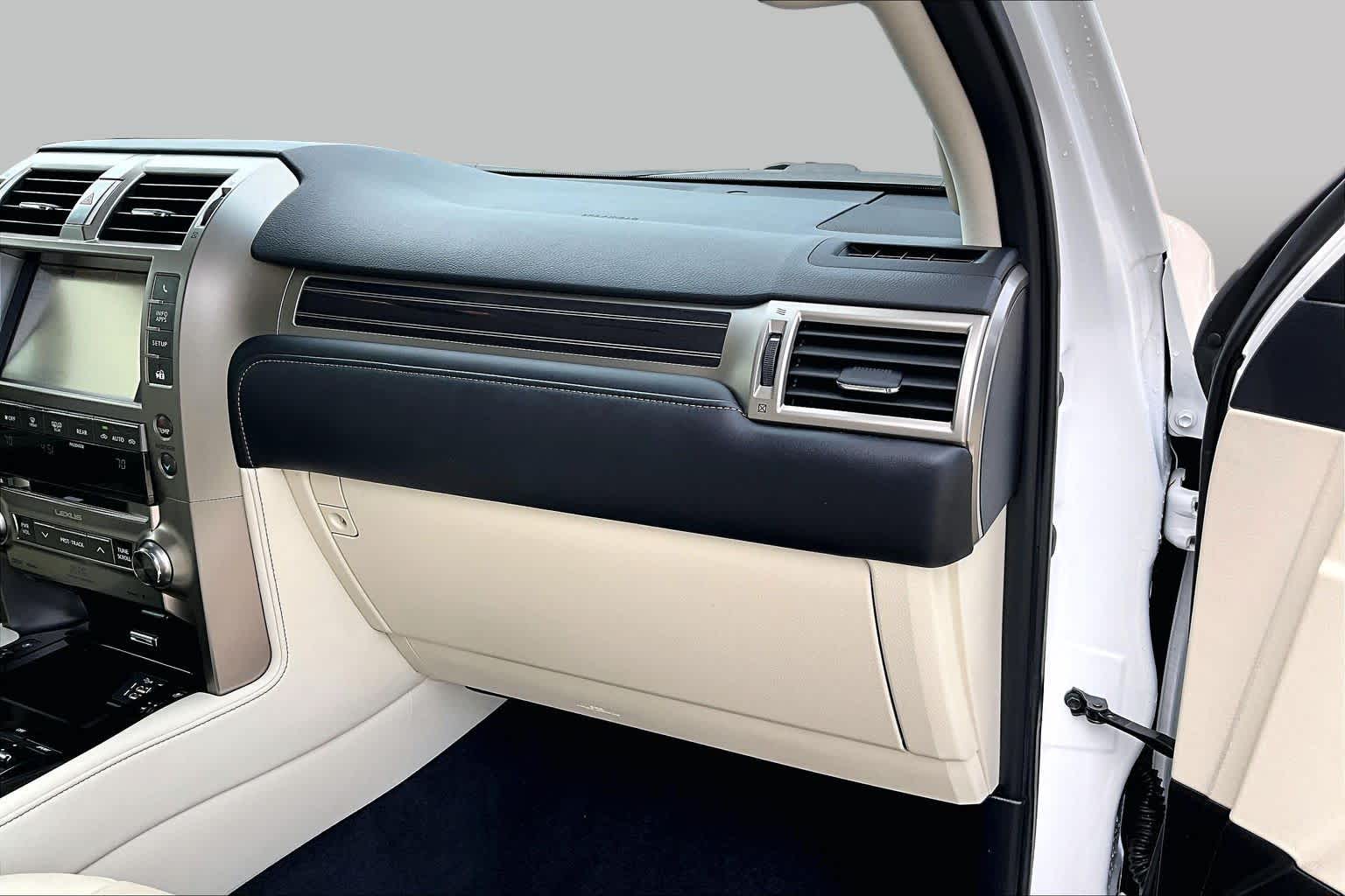 2020 Lexus GX 460 Luxury  Starfire Pearl at Lexus Southwest Houston