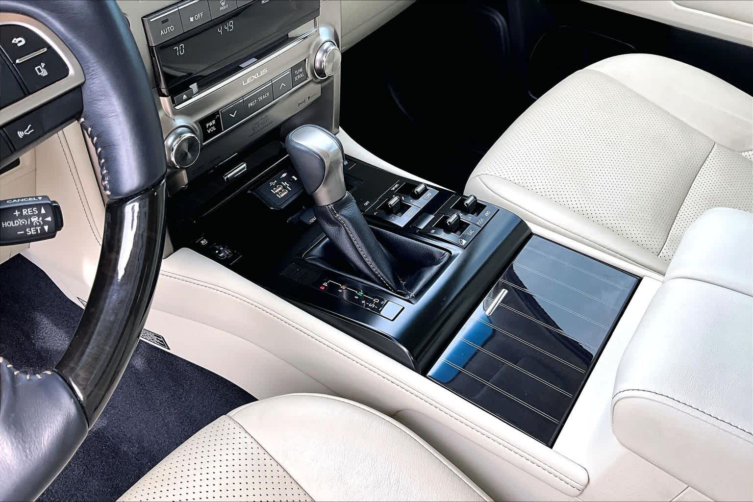 2020 Lexus GX 460 Luxury  Starfire Pearl at Lexus Southwest Houston