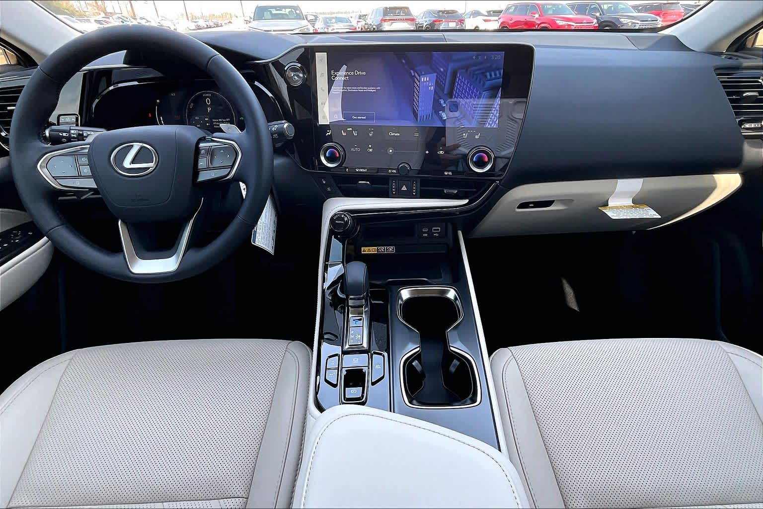 2026 Lexus NX 350h Luxury - 4