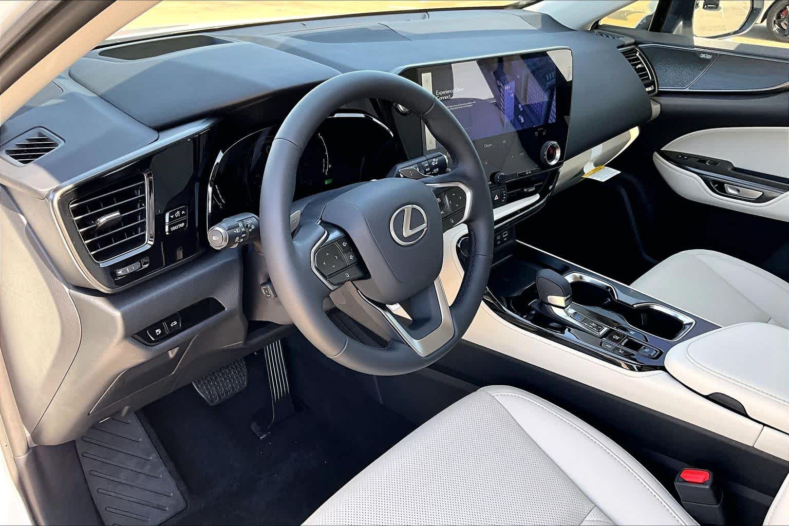 2026 Lexus NX 350h Luxury - 7
