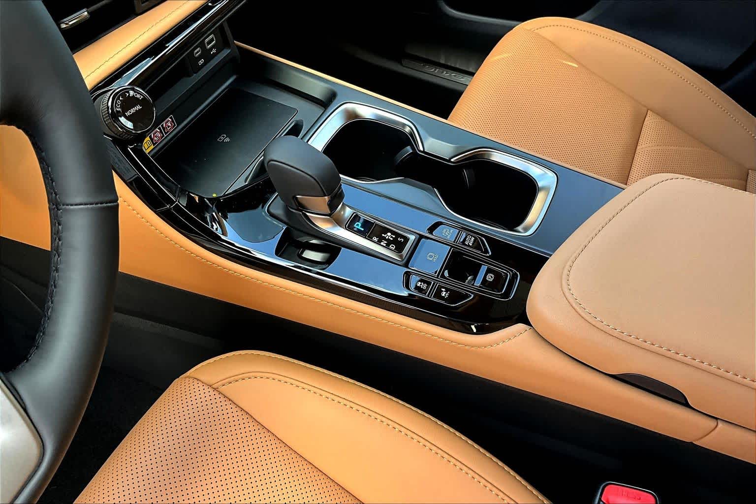 2026 Lexus NX Premium  - 6