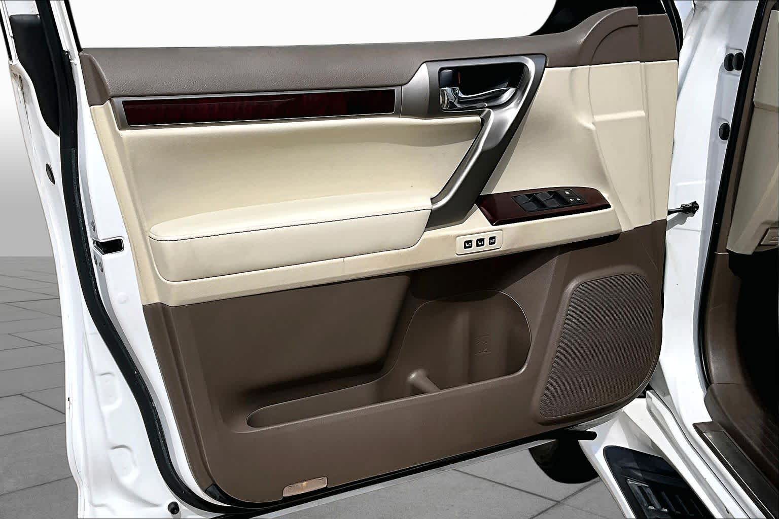2018 Lexus GX 460 Luxury  Starfire Pearl at Westside Kia