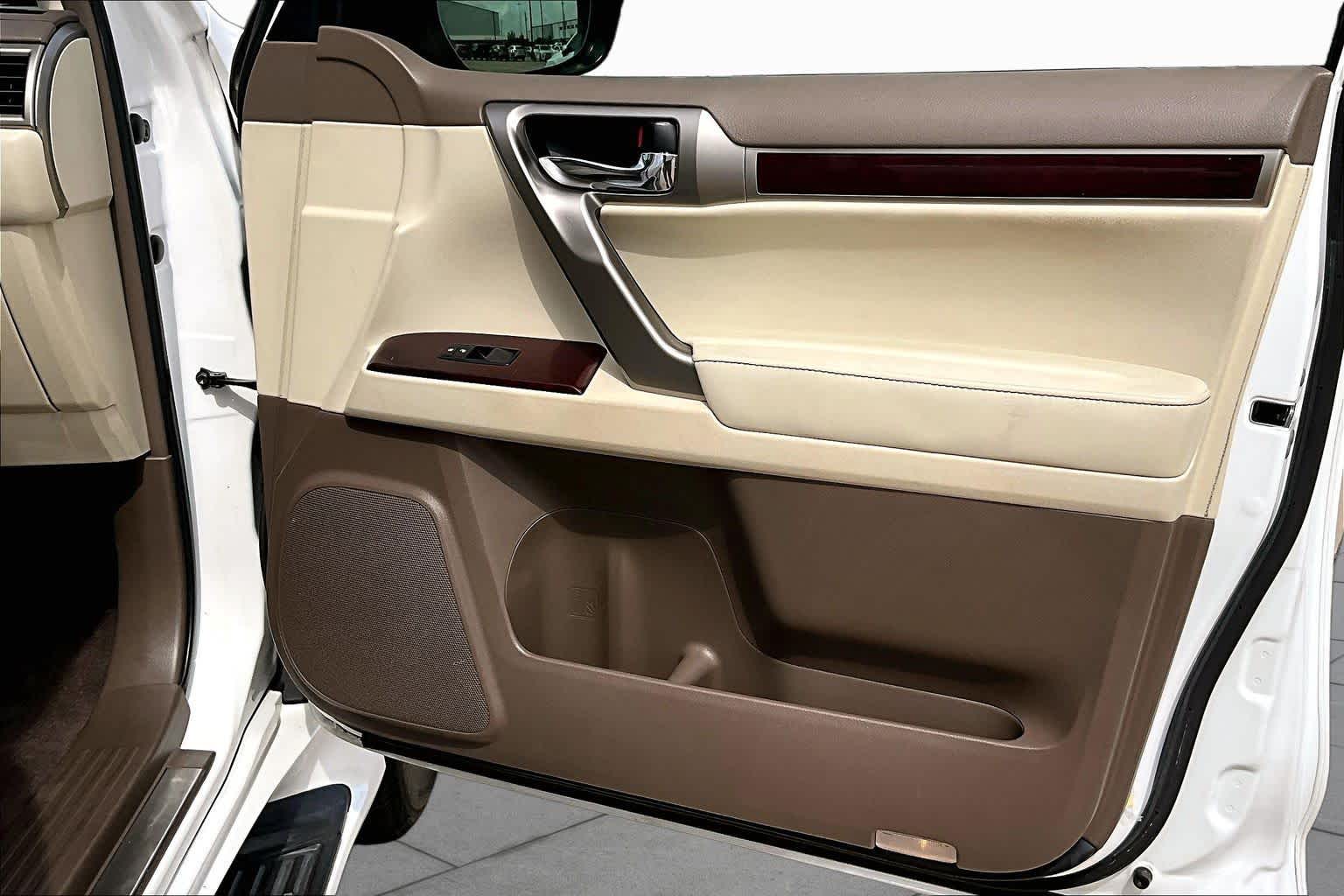 2018 Lexus GX 460 Luxury  Starfire Pearl at Westside Kia