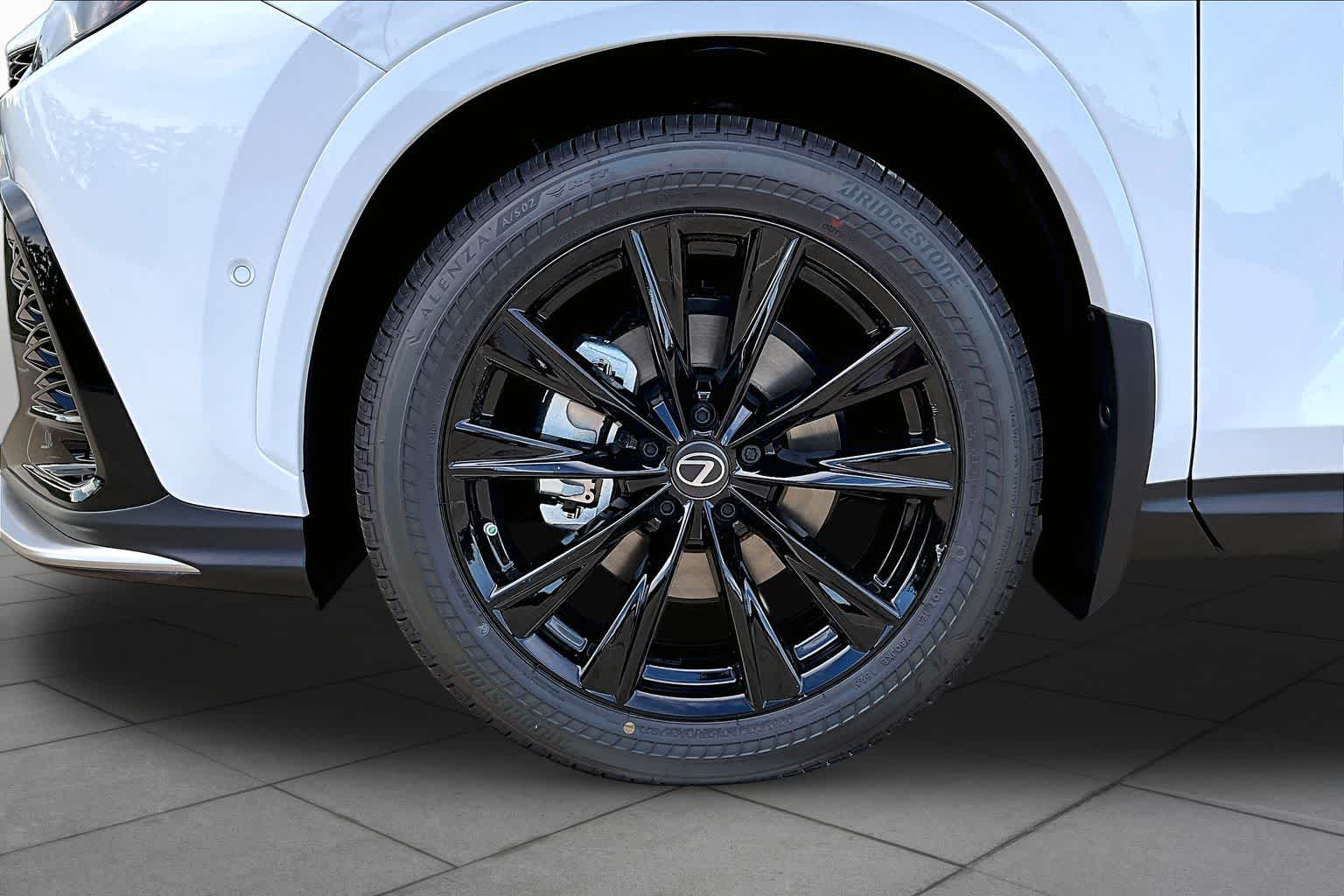 2026 Lexus NX 350 F SPORT Handling - 10