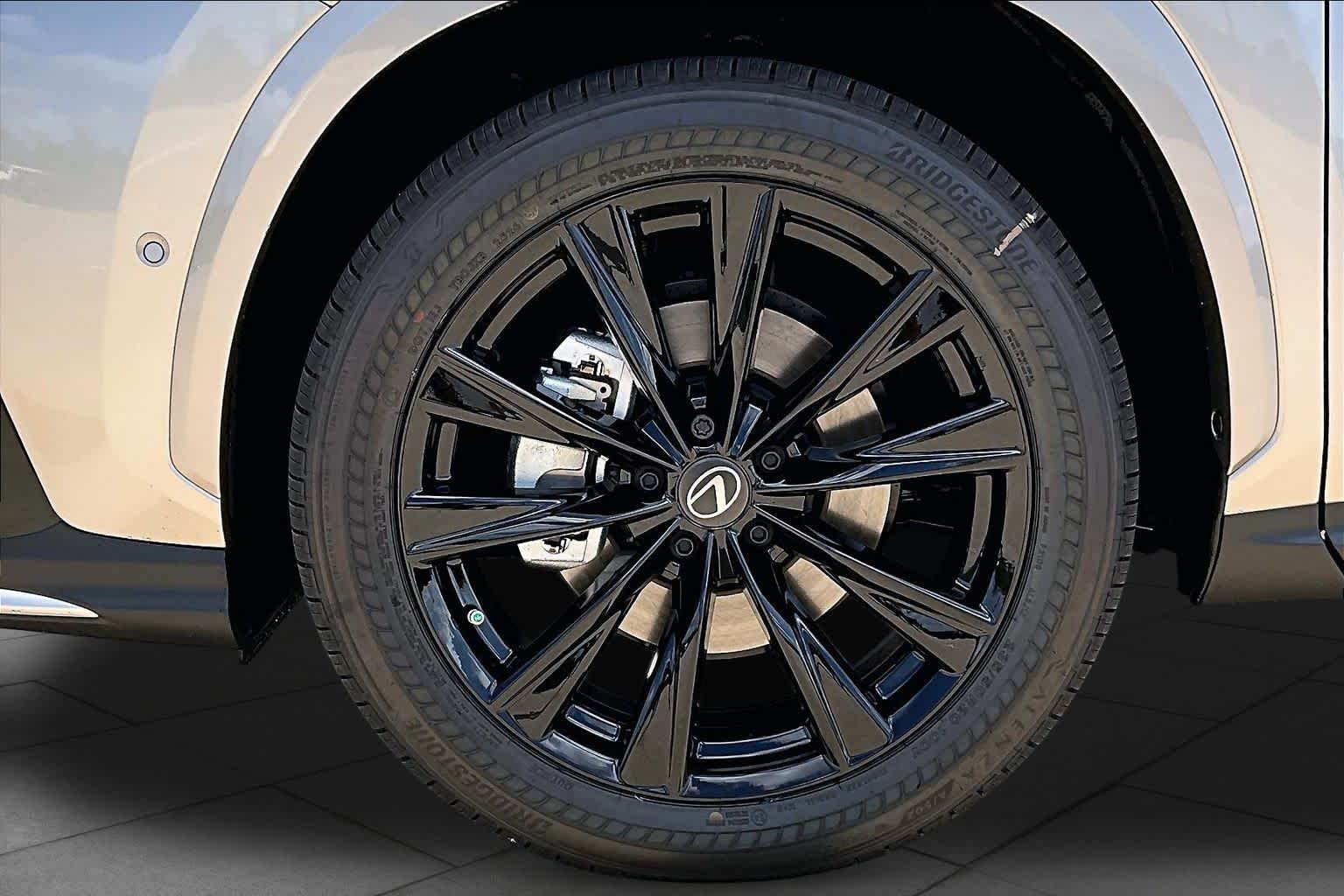 2026 Lexus NX 350 F SPORT Handling - 10