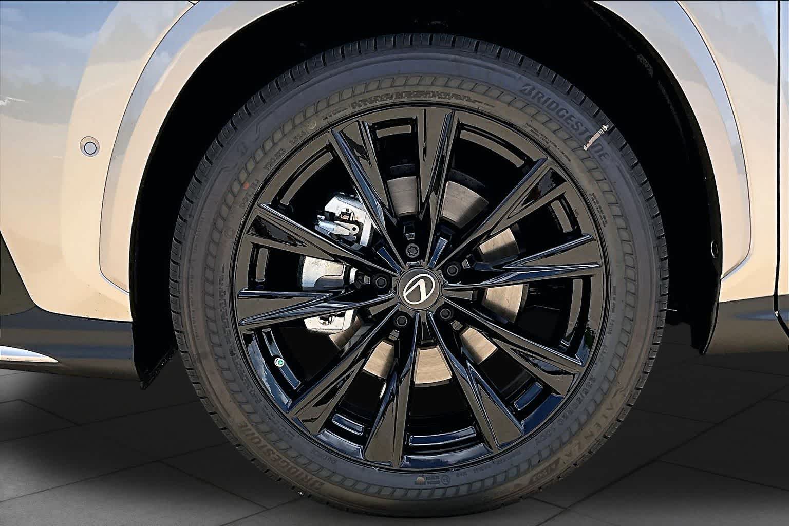 2026 Lexus NX 350 F SPORT Handling - 10