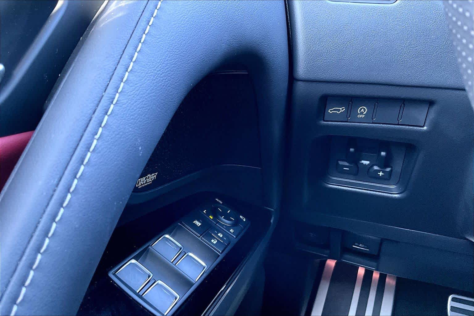 2026 Lexus LX 600 photo 36 of 37