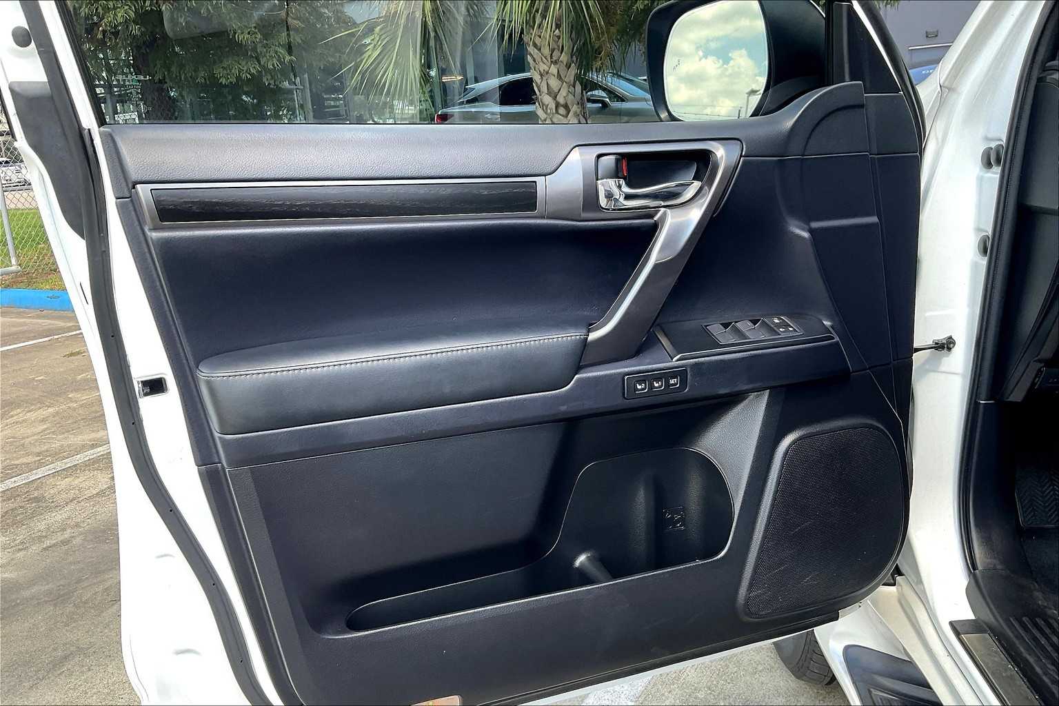 2023 Lexus GX  Eminent White Pearl at Lexus Southwest Houston