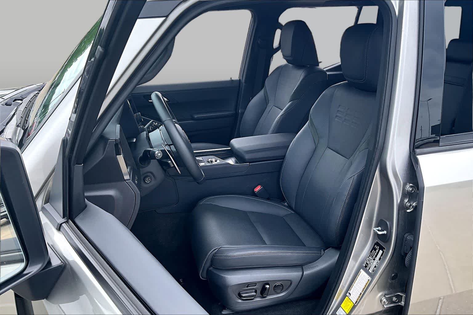 2024 Lexus GX 550 Overtrail+ - 6