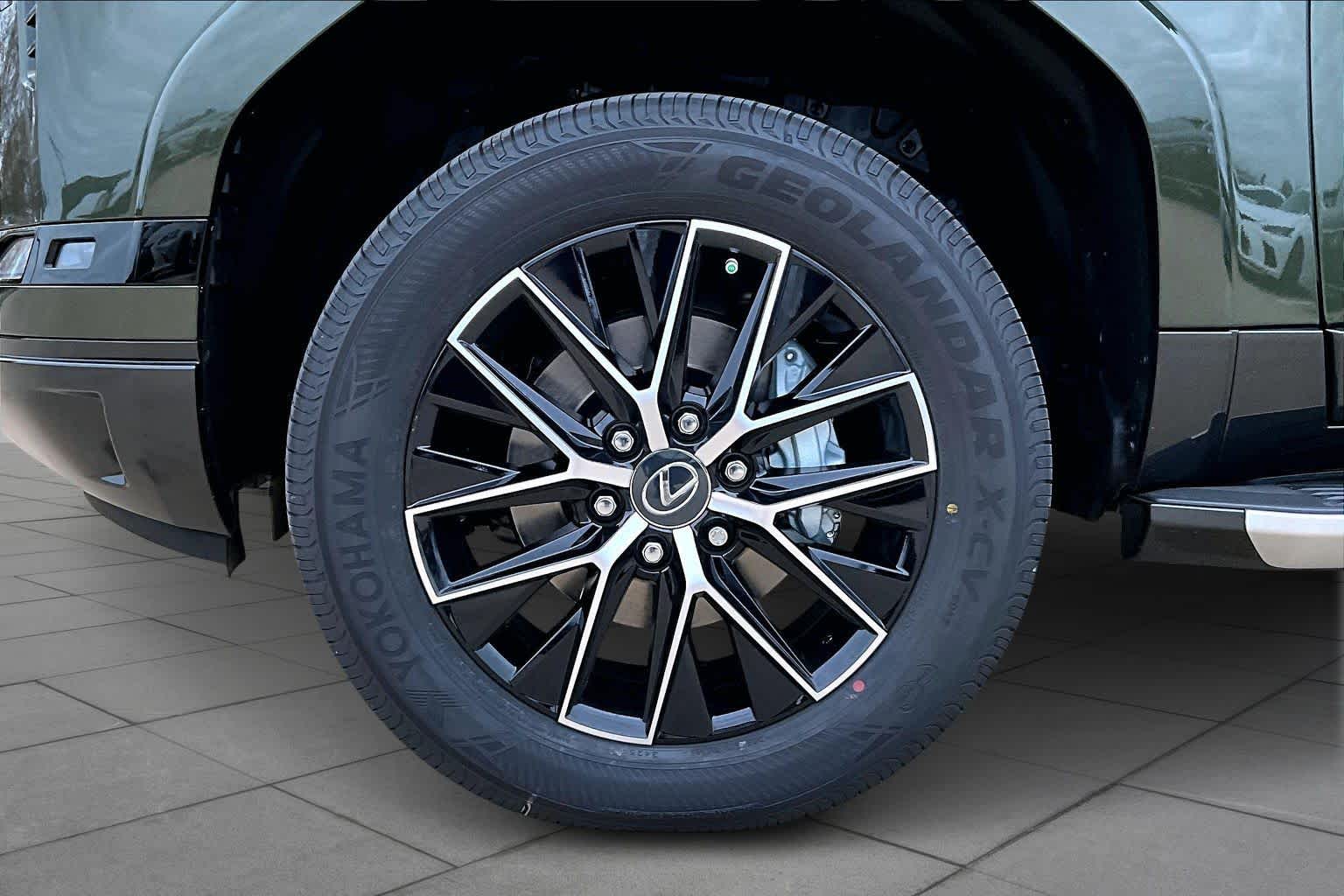 2025 Lexus GX Premium+  Nori Green Pearl at Lexus Southwest Houston