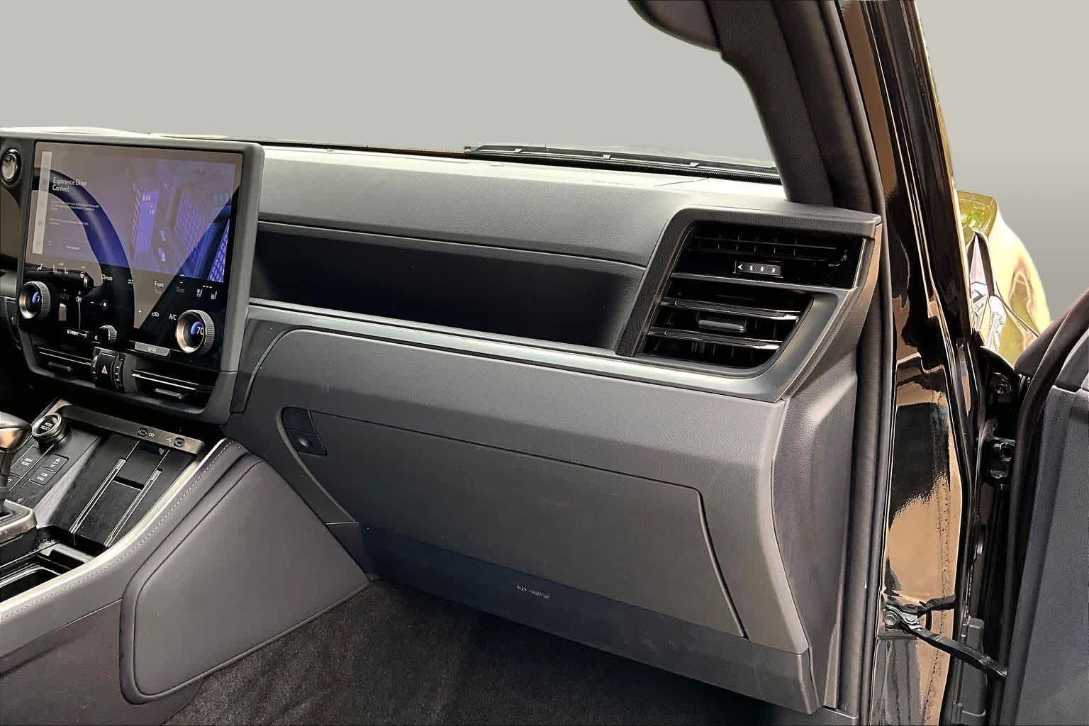 2025 Lexus GX 550 photo 19 of 37