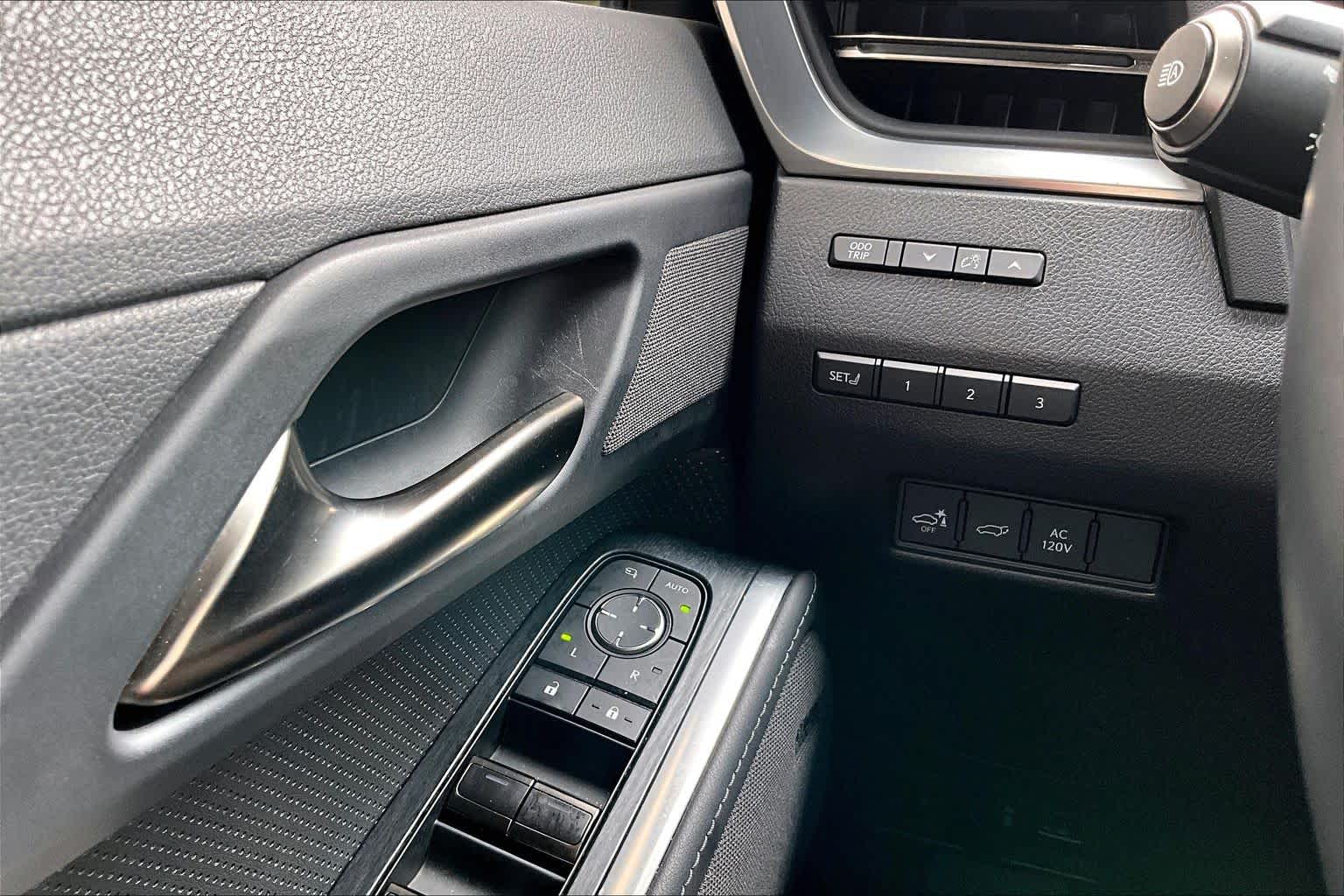 2025 Lexus GX 550 photo 36 of 37