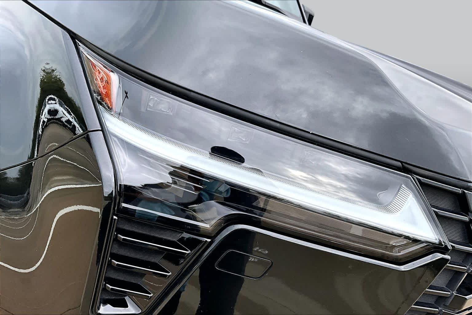 2025 Lexus GX 550 photo 28 of 37