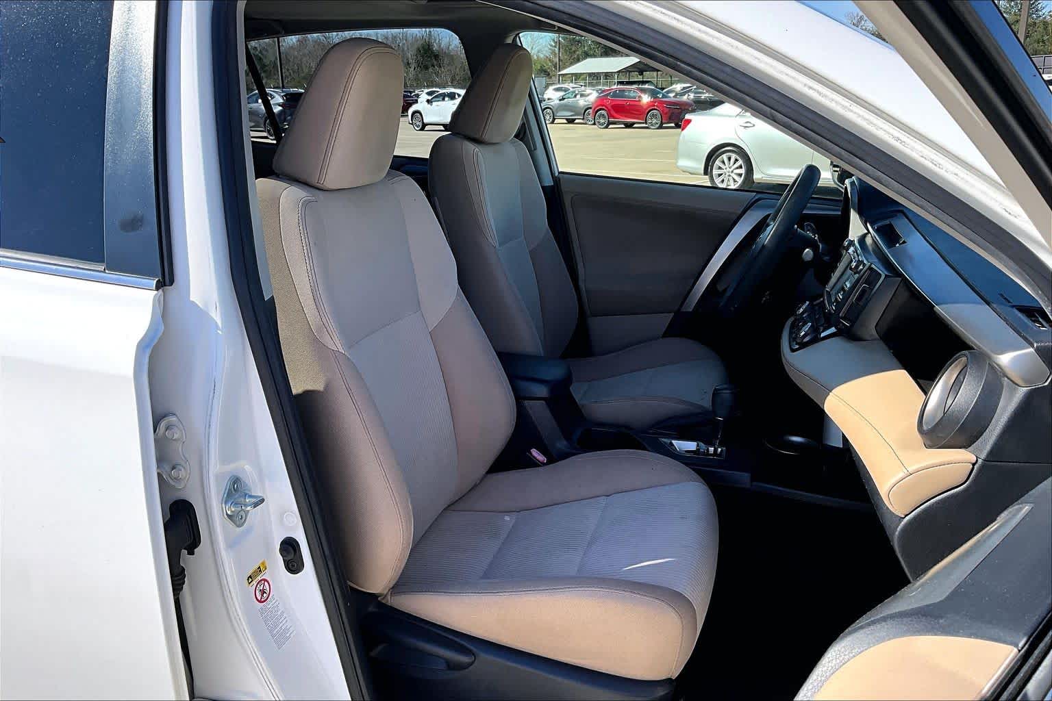 2013 Toyota RAV4 XLE Super White at Lexus Southwest Houston
