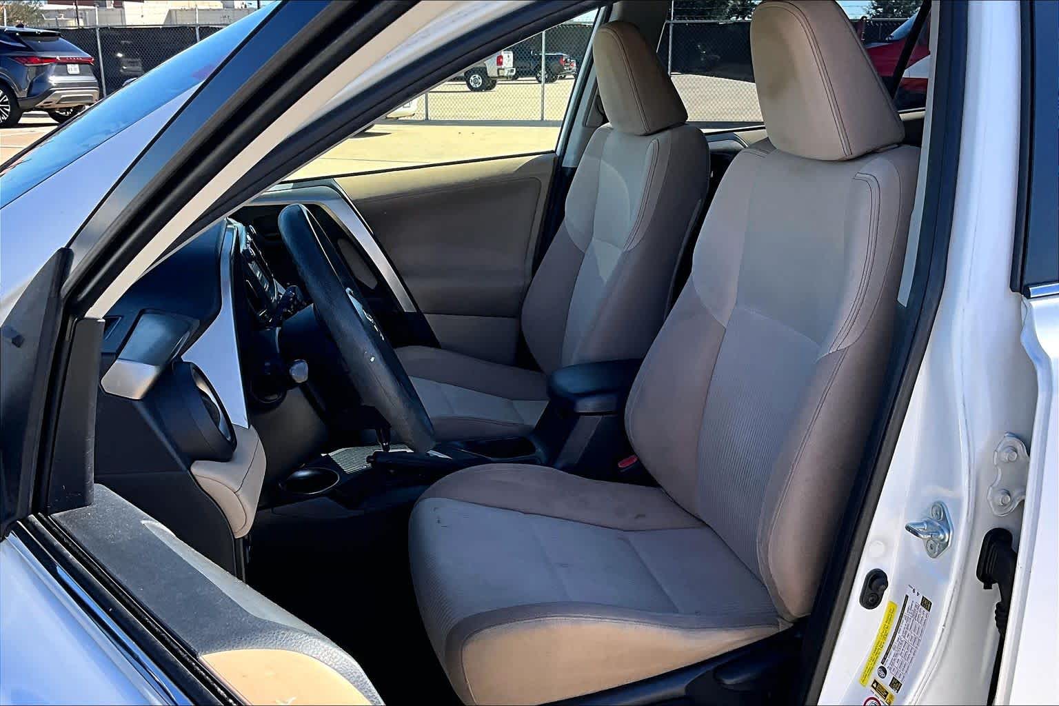 2013 Toyota RAV4 XLE Super White at Lexus Southwest Houston
