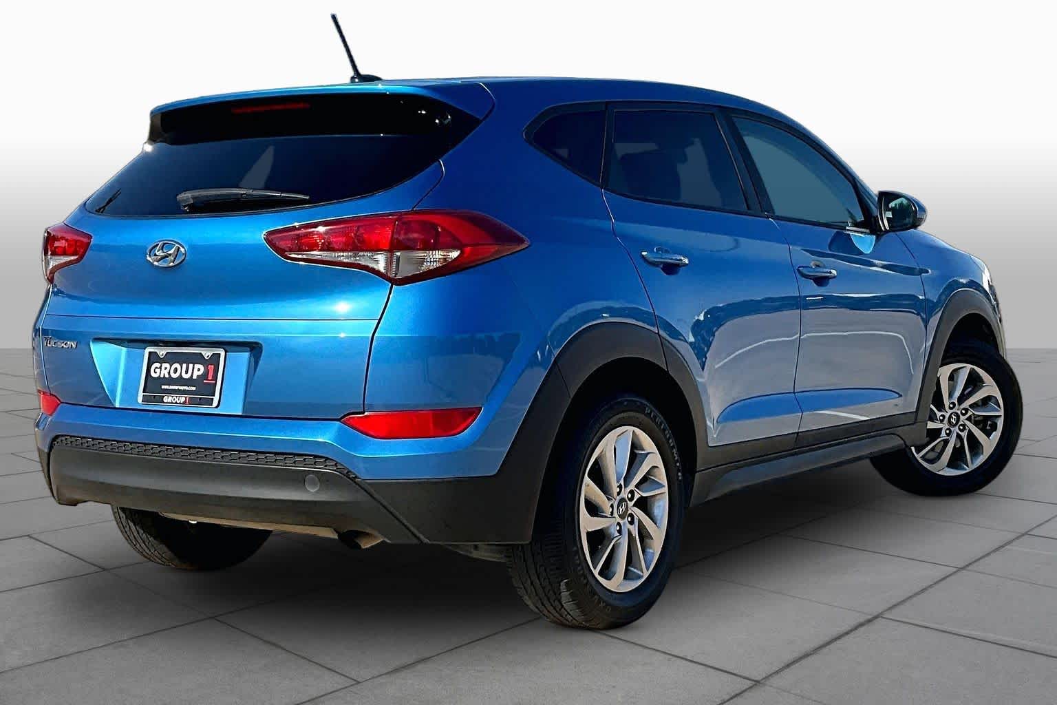 2017 Hyundai Tucson photo 13 of 35