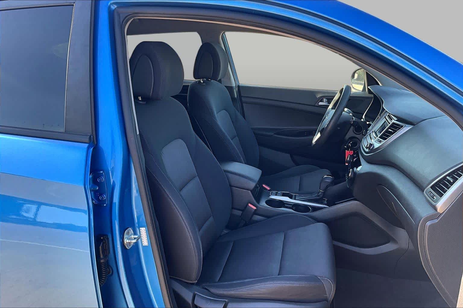 2017 Hyundai Tucson photo 9 of 35