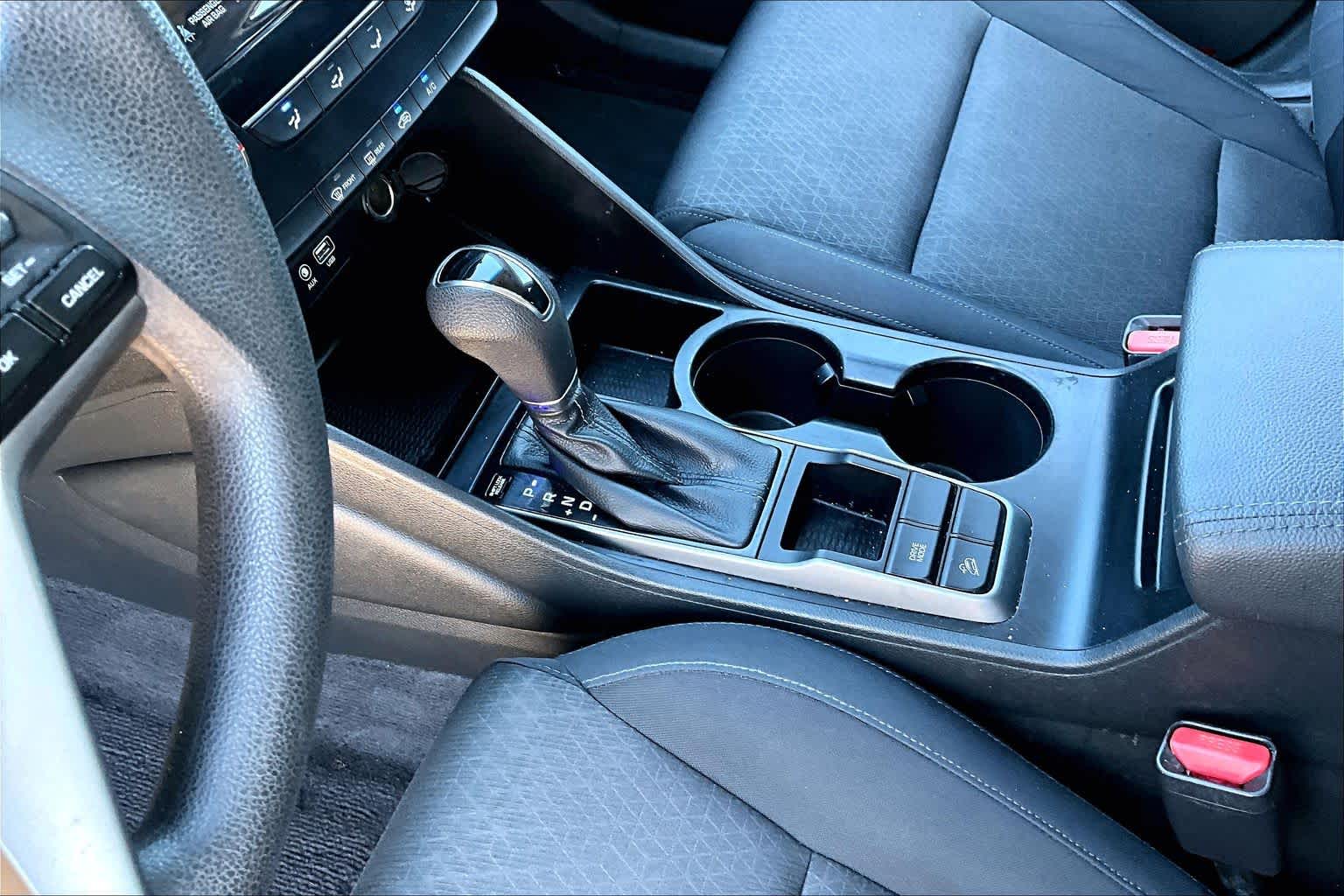 2017 Hyundai Tucson photo 16 of 35