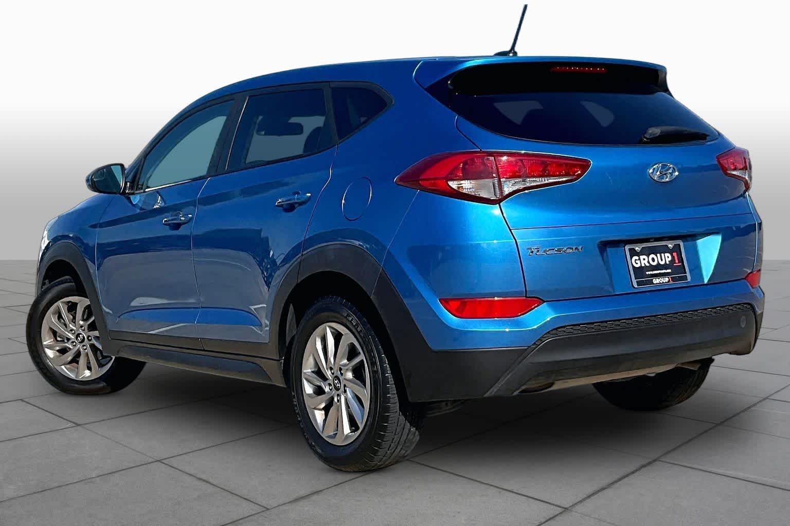 2017 Hyundai Tucson photo 12 of 35
