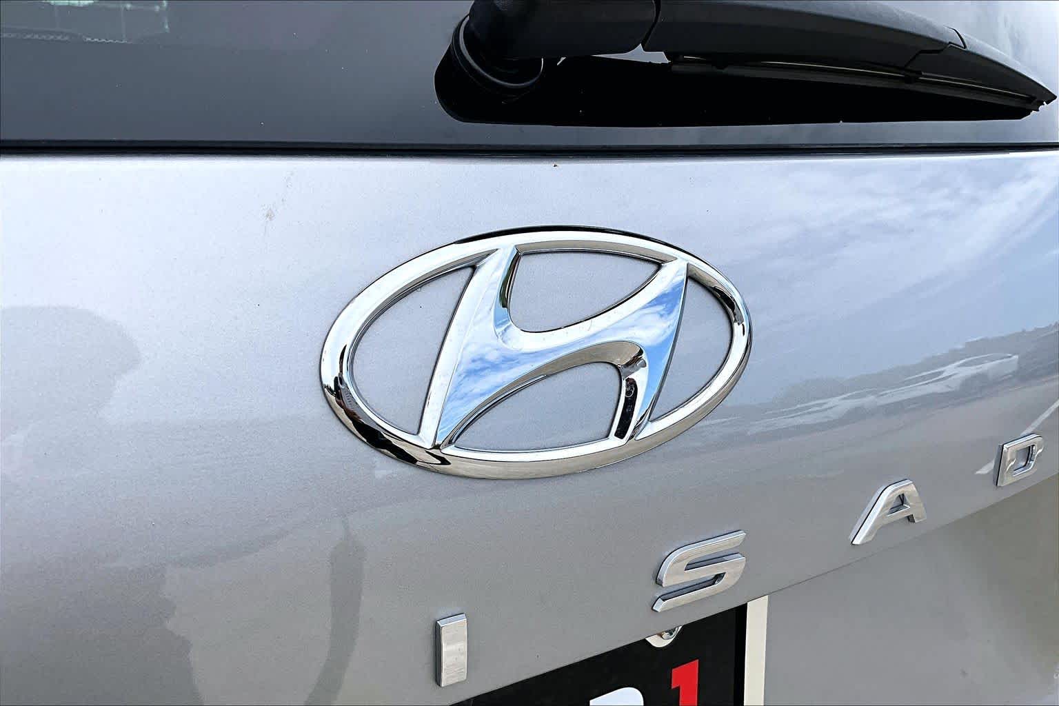 2024 Hyundai Palisade Limited Typhoon Silver at Ron Craft Chevrolet Cadillac