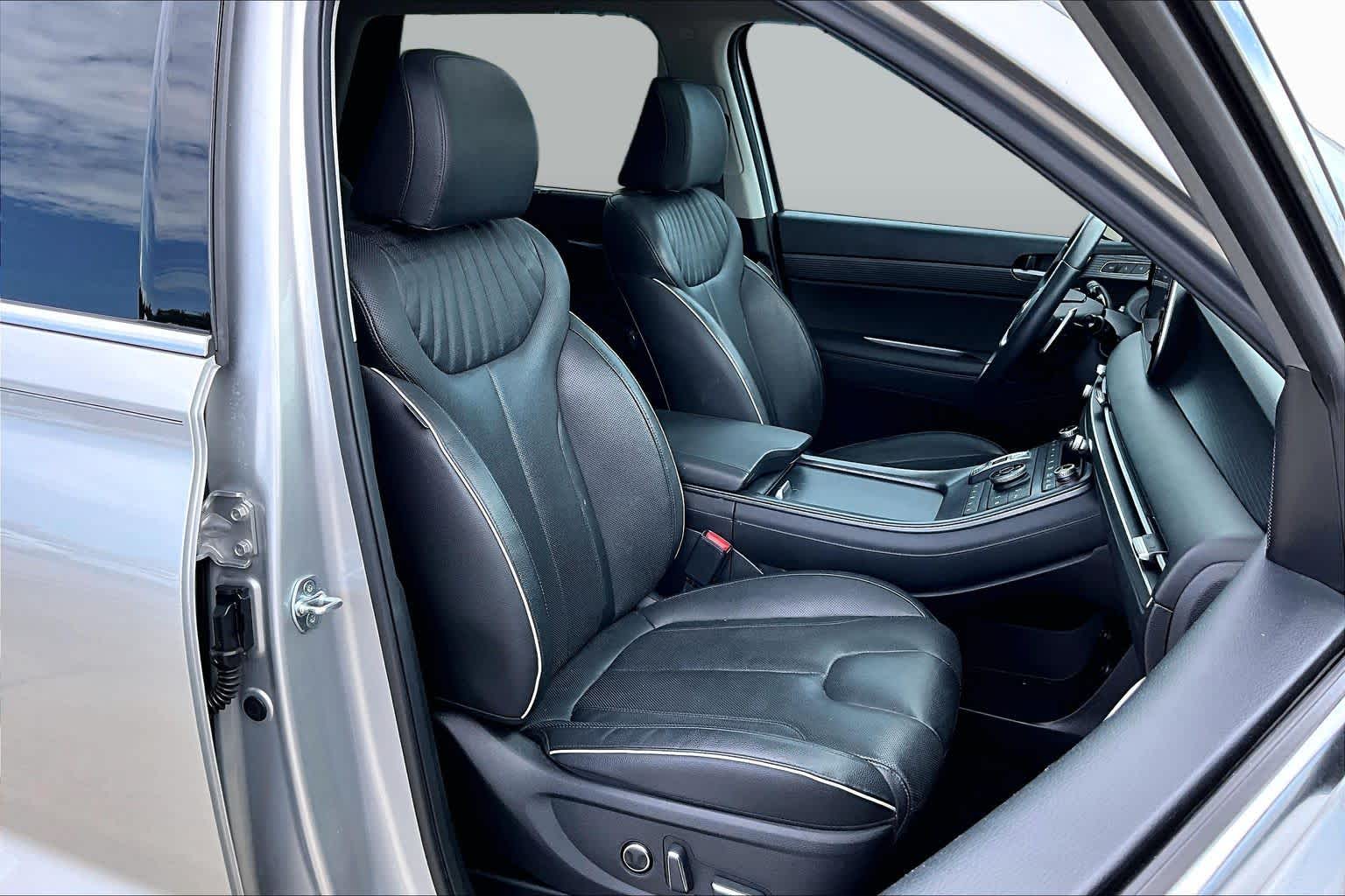 2024 Hyundai Palisade Limited Typhoon Silver at Ron Craft Chevrolet Cadillac