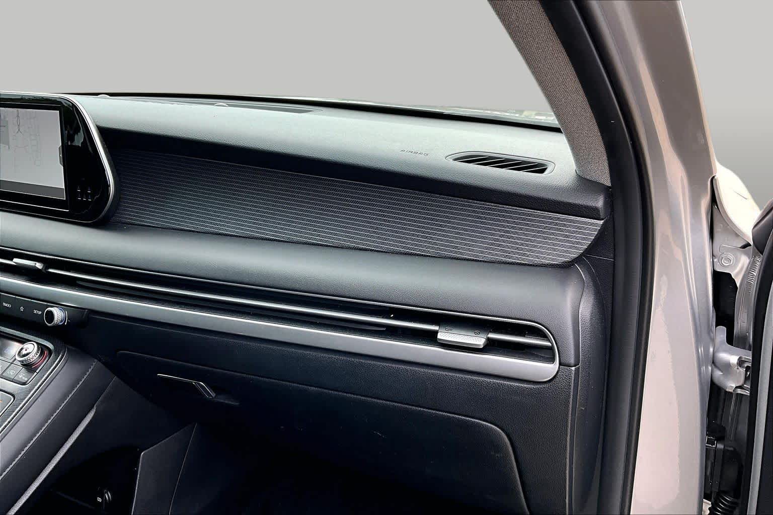 2024 Hyundai Palisade Limited Typhoon Silver at Ron Craft Chevrolet Cadillac