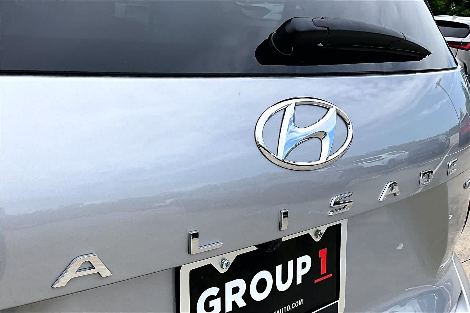 2024 Hyundai Palisade Limited Typhoon Silver at Ron Craft Chevrolet Cadillac