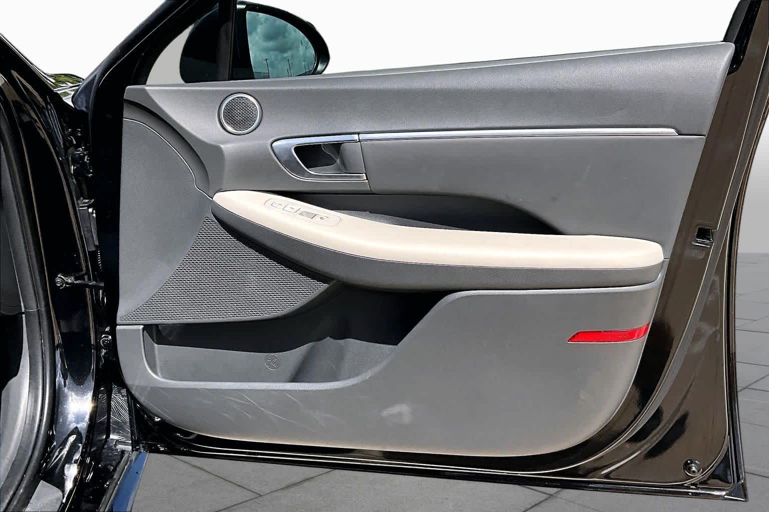 2022 Hyundai Sonata SEL Phantom Black at Tomball Ford