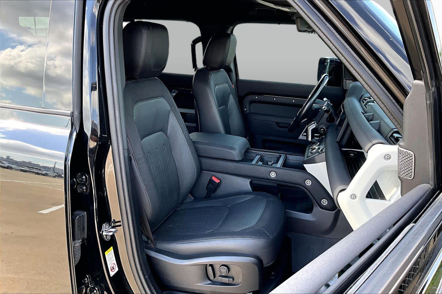 2022 Land Rover Defender X-Dynamic SE - 8