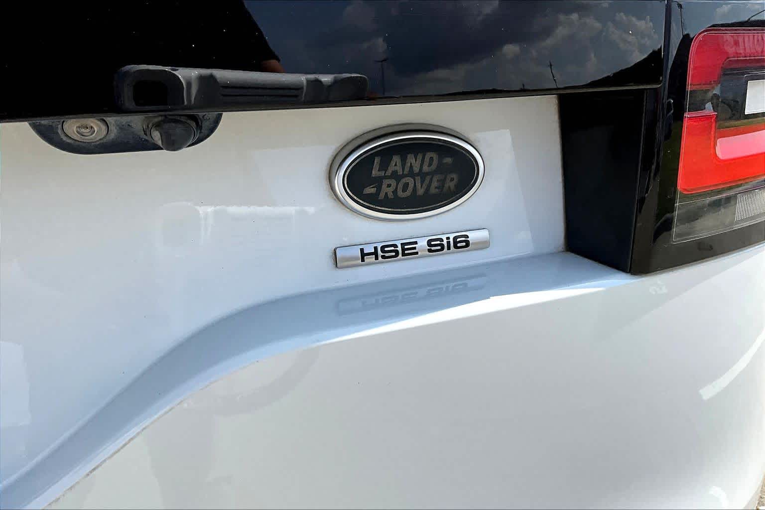 2017 Land Rover Discovery HSE Fuji White at Texan GMC Buick