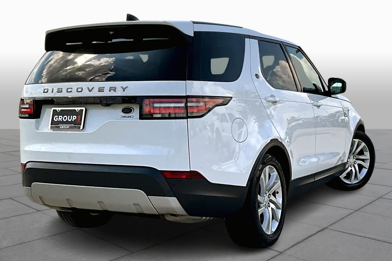 2017 Land Rover Discovery HSE Fuji White at Texan GMC Buick