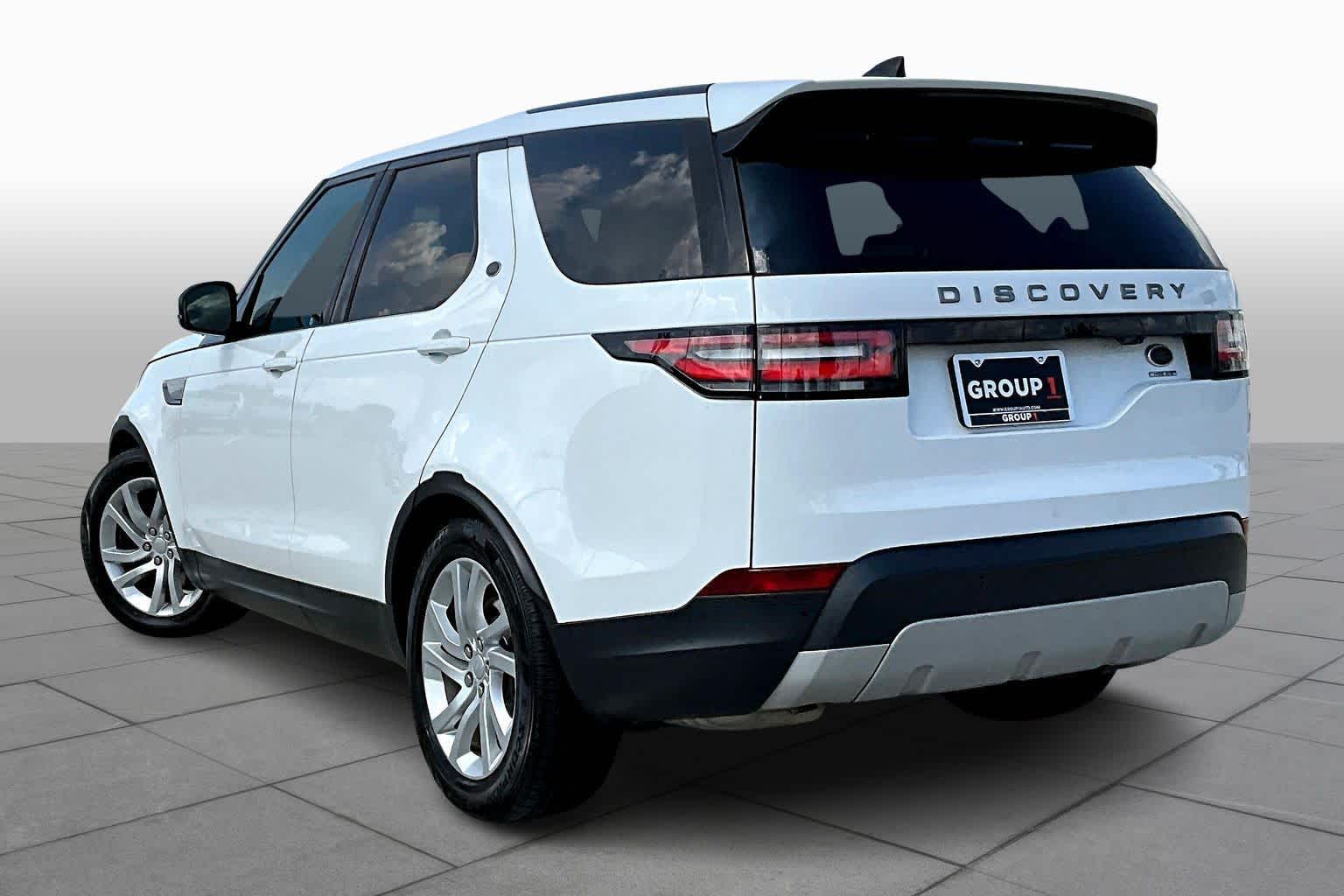 2017 Land Rover Discovery HSE Fuji White at Texan GMC Buick
