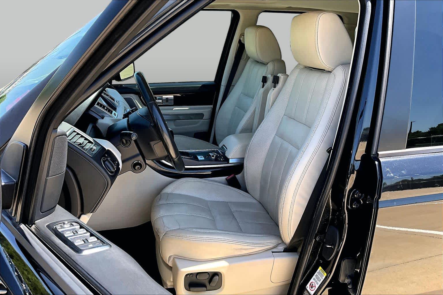 2011 Land Rover Range Rover Sport HSE LUX - 6