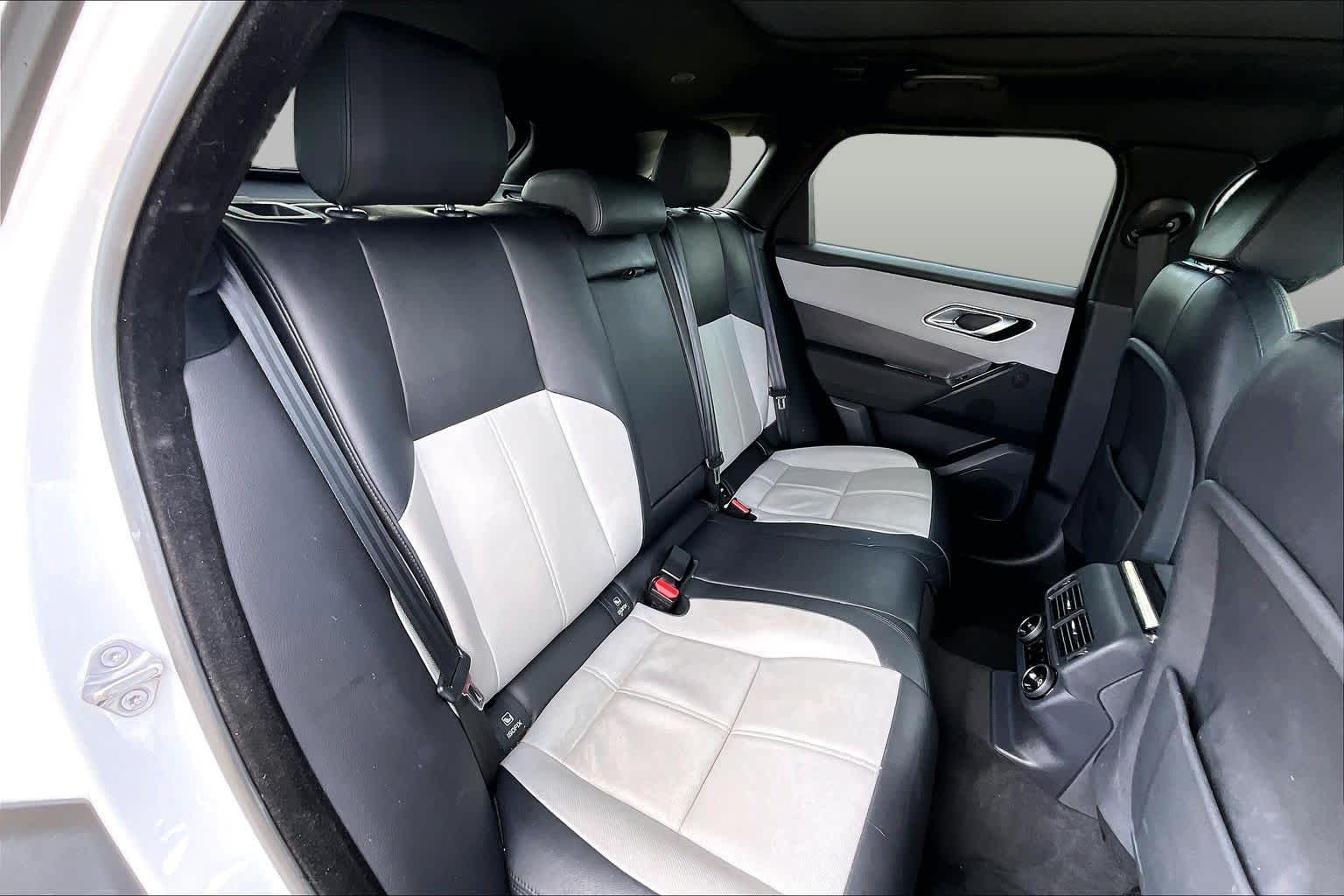 2024 Land Rover Range Rover Velar photo 18 of 34