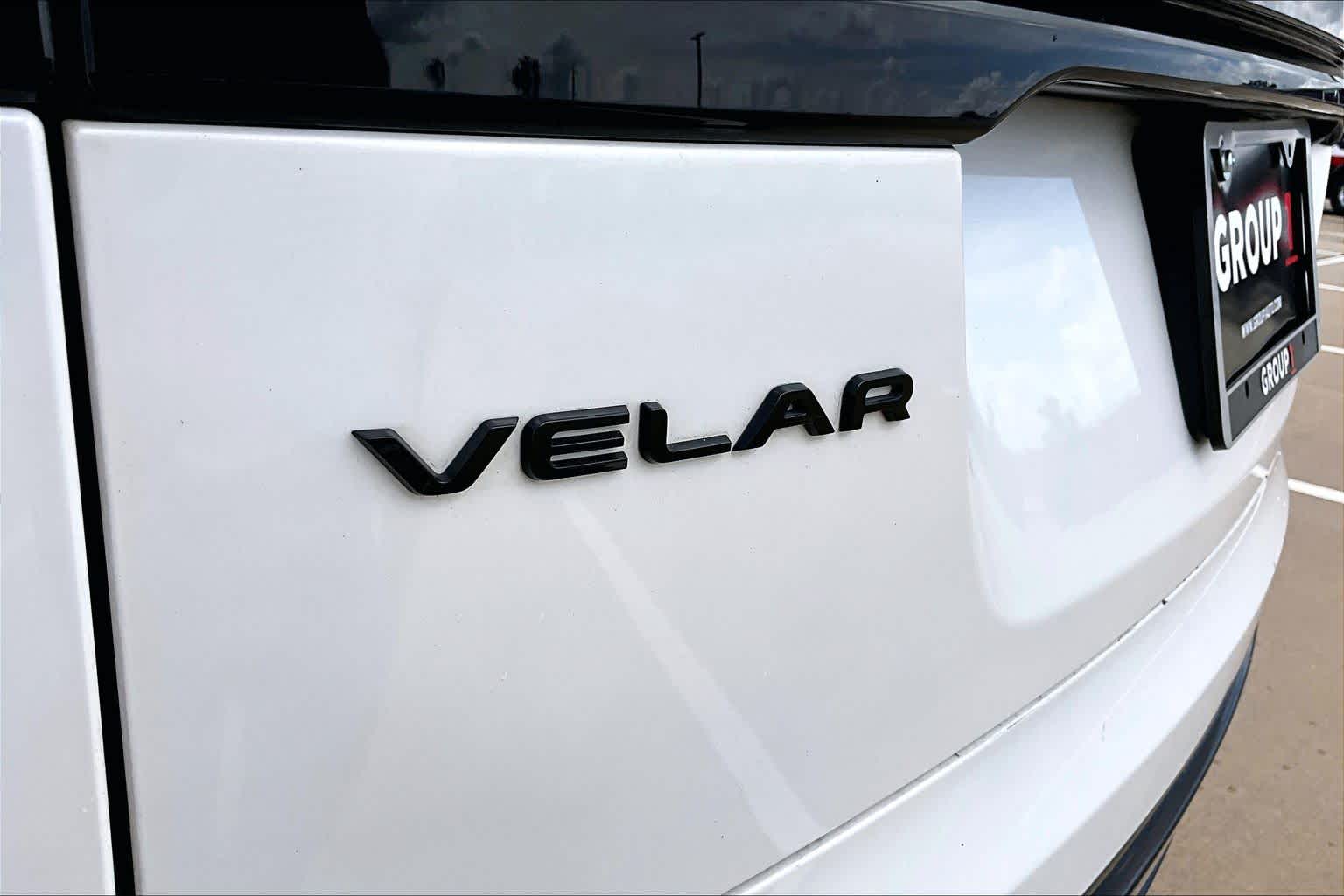 2024 Land Rover Range Rover Velar photo 28 of 34