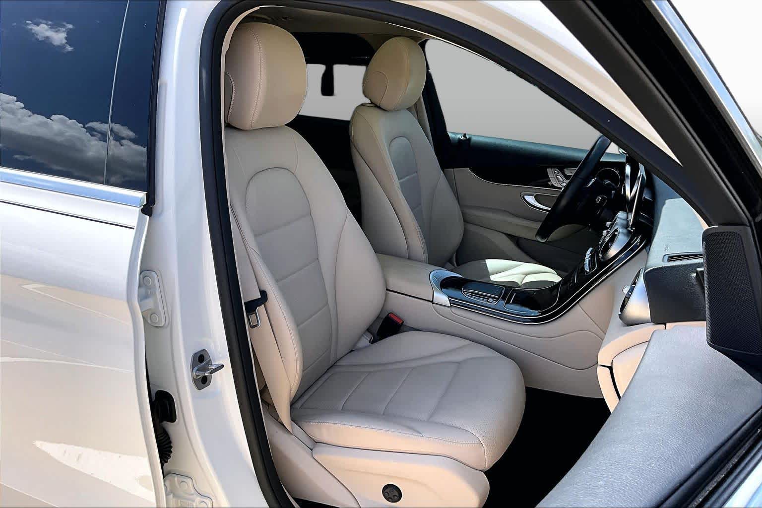 2022 Mercedes-Benz GLC 300 GLC 300 Polar White at Lexus Southwest Houston